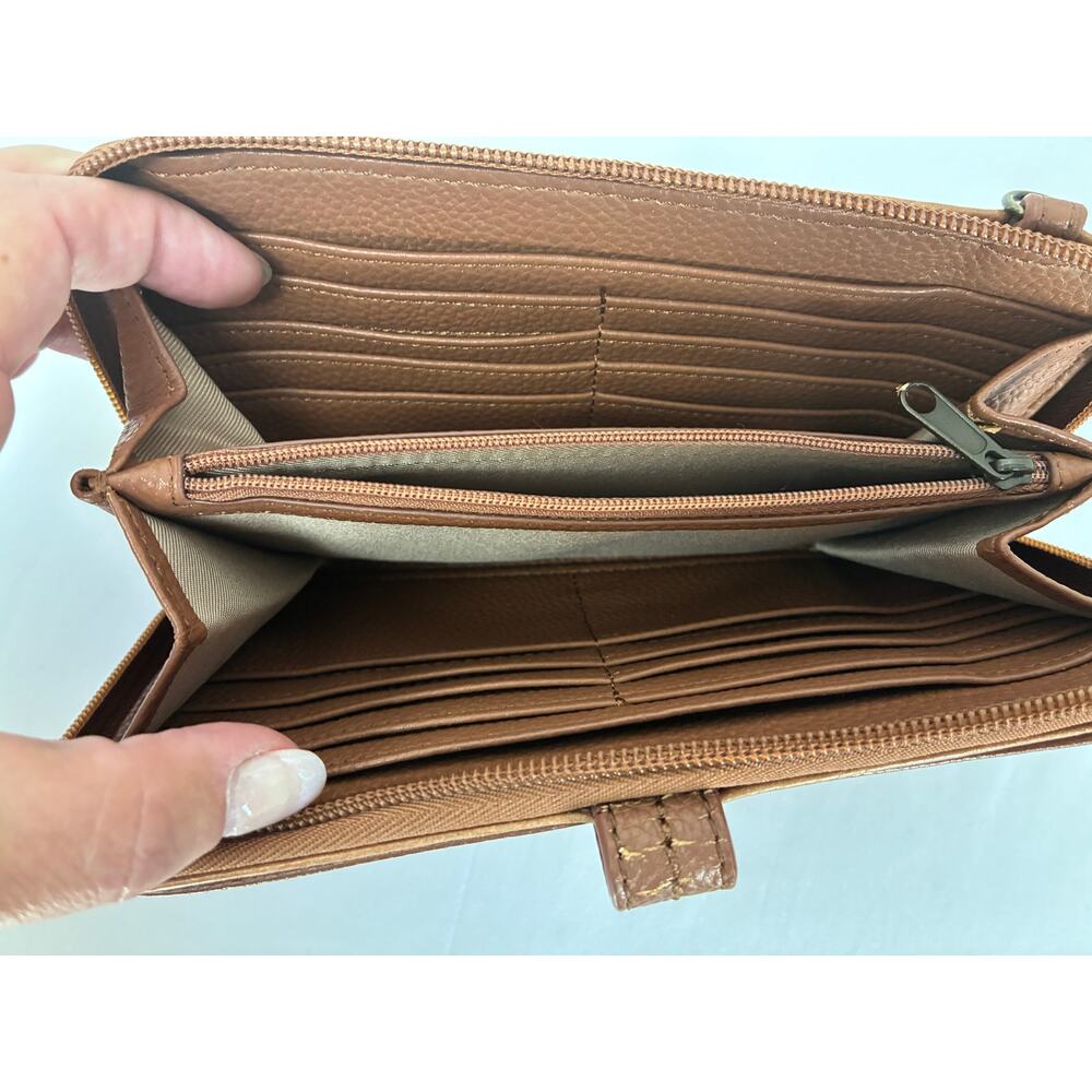 The Sak Iris Leather Wallet Camel Floral Embossed Smart Phone Missing Strap - Picture 3 of 9